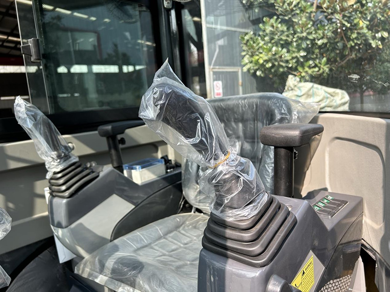 Koparka 2,0 tony AWY20